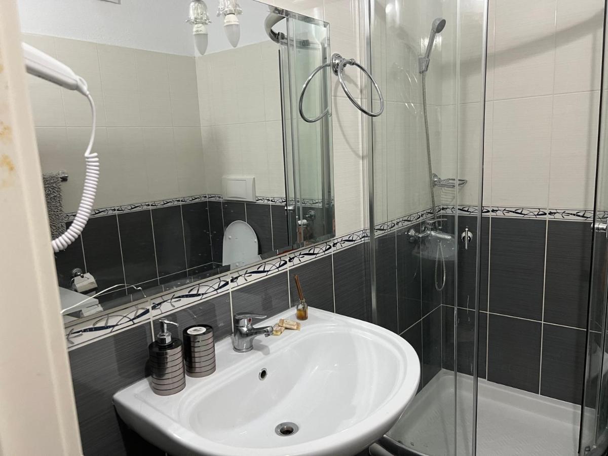 Emi Sol Apartment Vlorë Εξωτερικό φωτογραφία